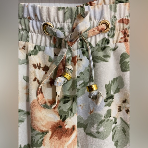 Guess Floral Lightweight Pockets Spring Summer Joggers Size Medium - Picture 4 of 8